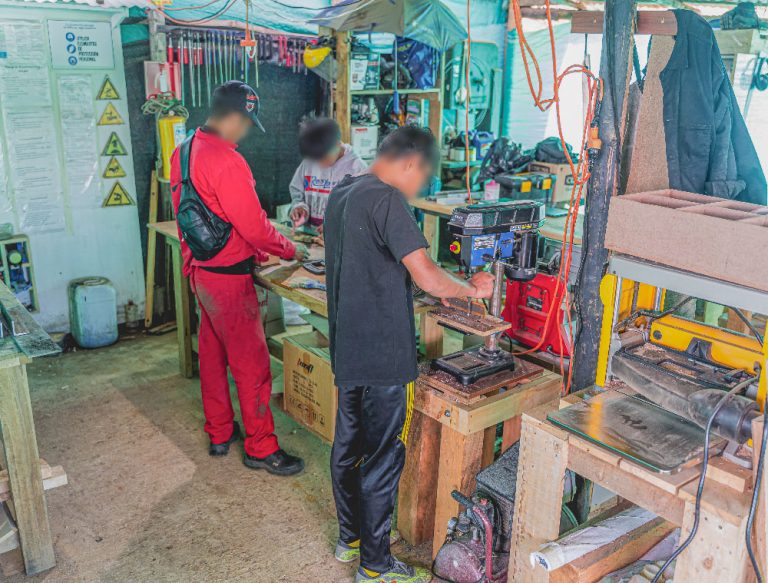 proyecto_carpinteria_confraternidad_carcelaria